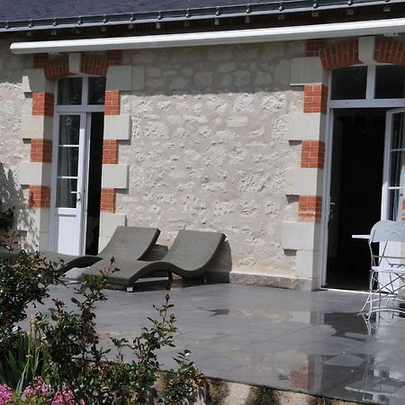 Petite Maison Des Roses - Gite 2 Personnes Brain-sur-Allonnes Dış mekan fotoğraf